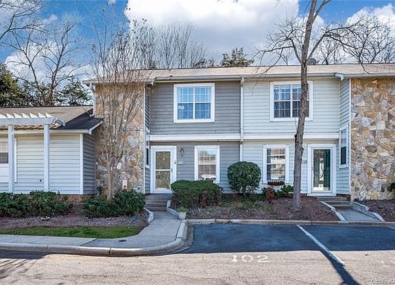 2nd image of 102 Heritage Pkwy #0