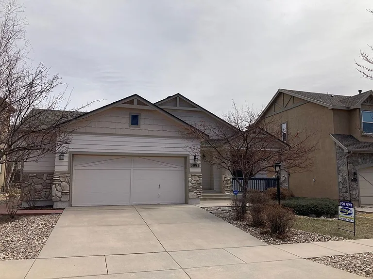 3885 Cherry Plum Dr — Photo 2