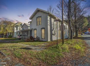 402 Church St, Hawley, PA 18428
