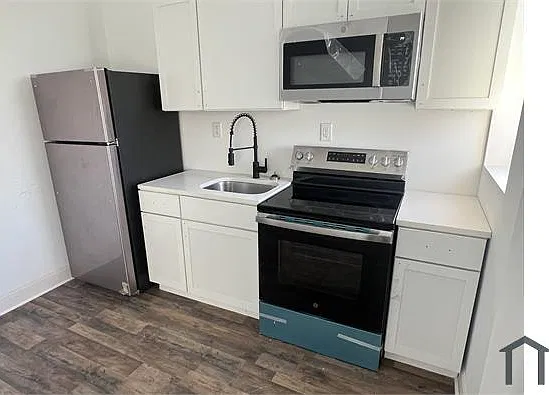 1 bed, 700 sqft, $1,150 — Photo 2