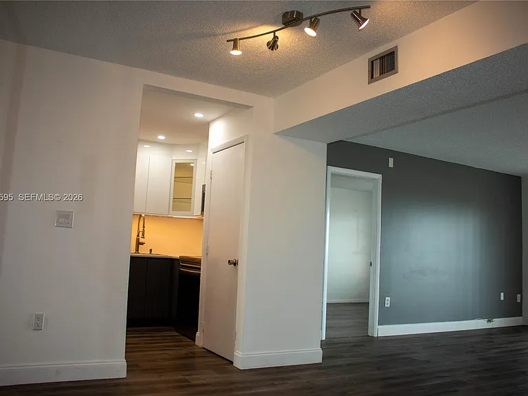 4164 Inverrary Dr #1004 — Photo 6