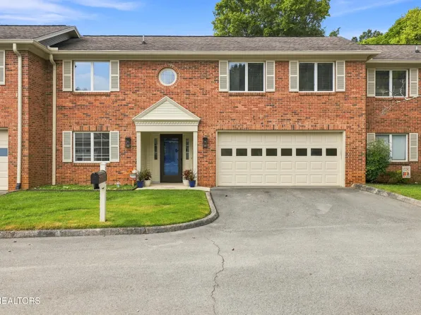 1003 Hardwick Dr, Maryville, TN 37803