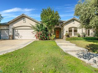 12412 Locksley Dr, Bakersfield, CA 93311