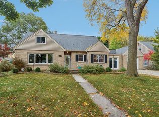 3446 N 94th St, Milwaukee, WI 53222