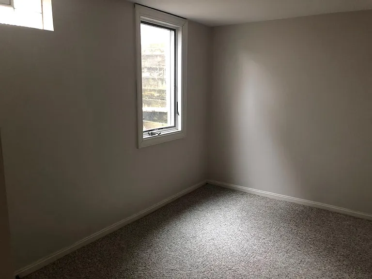 161 Elm St — Photo 34