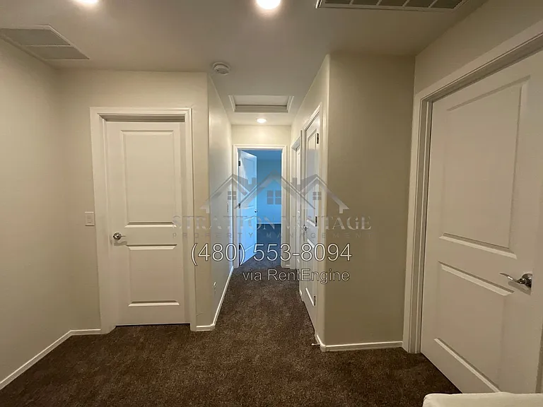 258 S Oak St — Photo 12