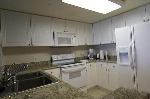 2nd image of 19501 W Country Club Dr APT 2601