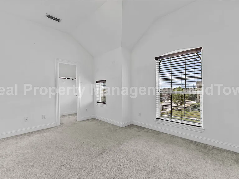 4106 Horseshoe Ln — Photo 24