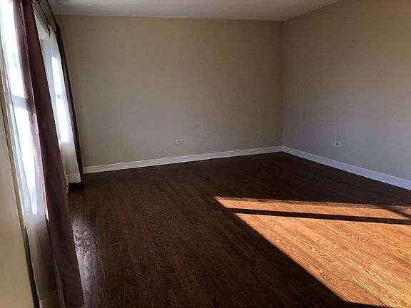 3rd image of 6546 177th St