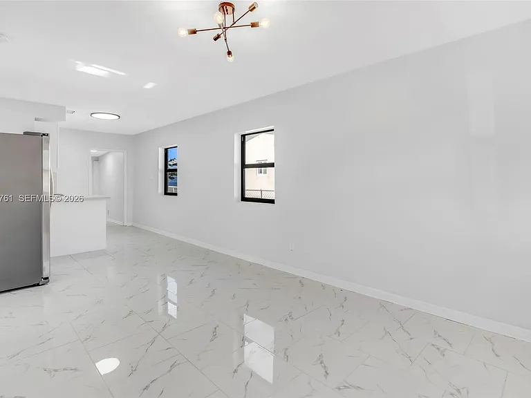 6312 SW 19th St — Photo 5
