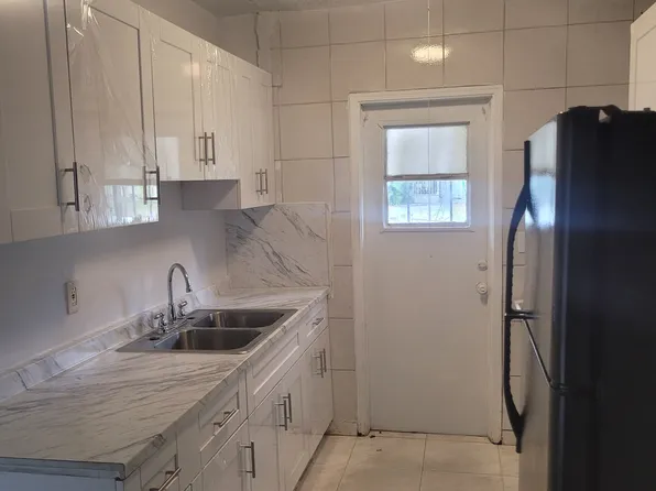 3601 3601/3605 SW 7th St #3605, Miami, FL 33135