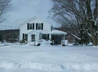 26 Jamestown St, Sinclairville, NY