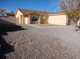 7111 Raleigh Hills Dr NE, Rio Rancho, NM 87144