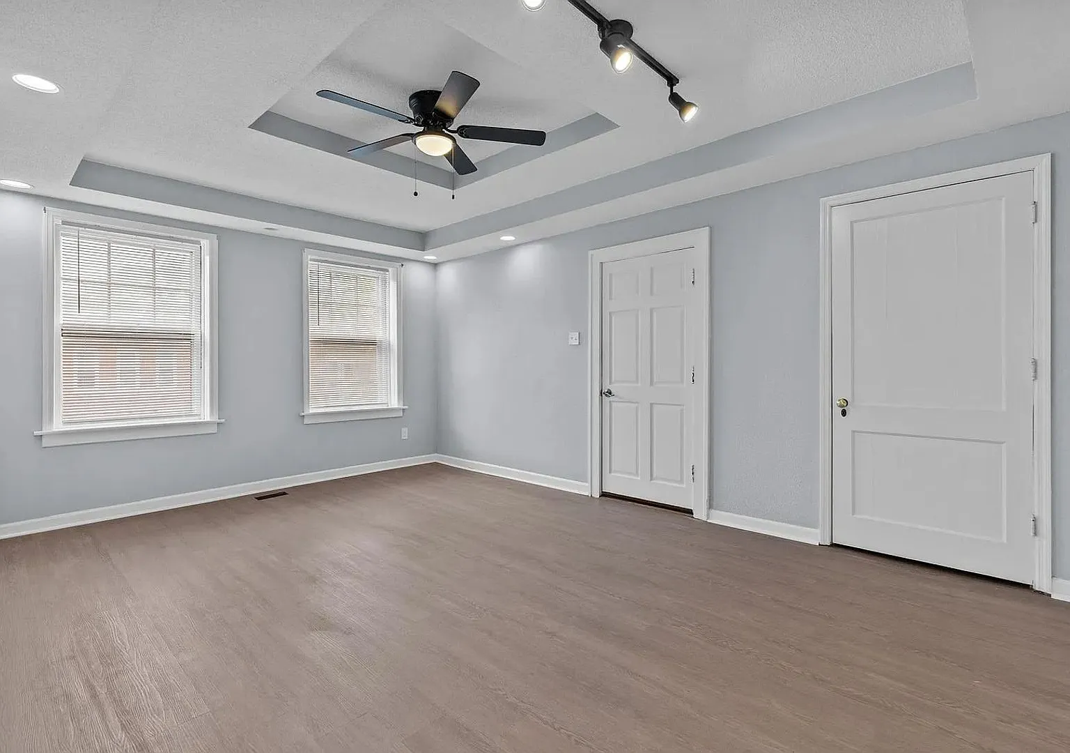 4068 Connecticut St — Photo 3