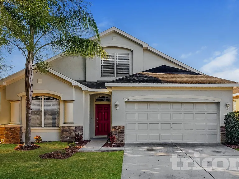 221 Fern Gulley Dr — Photo 2