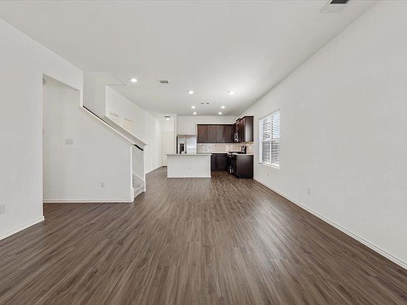3rd image of 102 Coyote Mountain Cv