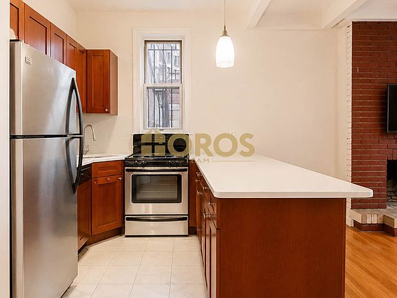 5th image of 351 6th Ave #4R