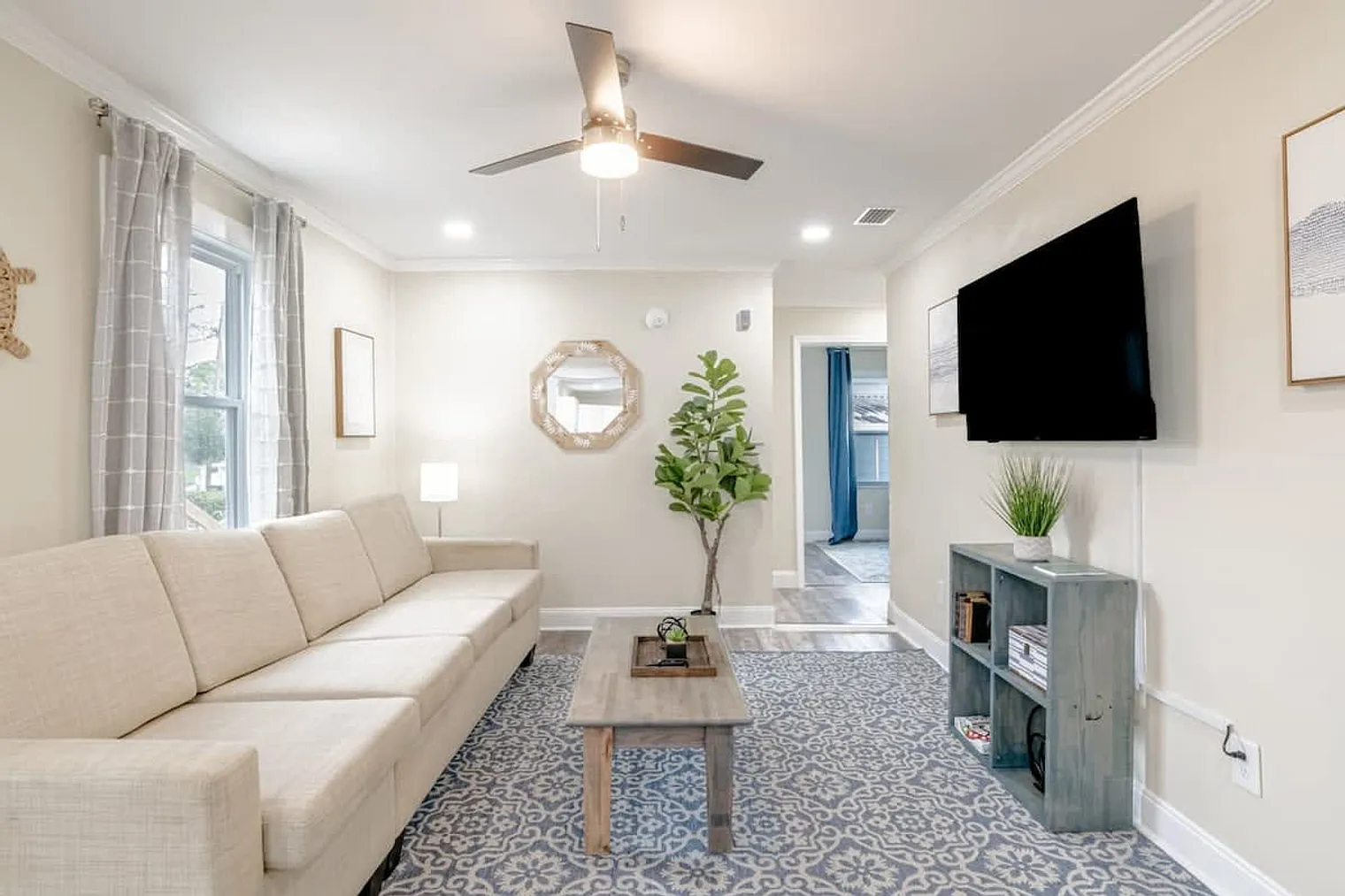 4 bed, 2.0 bath, 1496 sqft, $3,251 — Photo 1