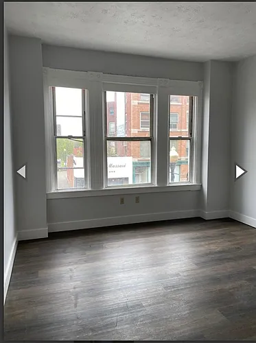 81 W Main St #2 Photo 1