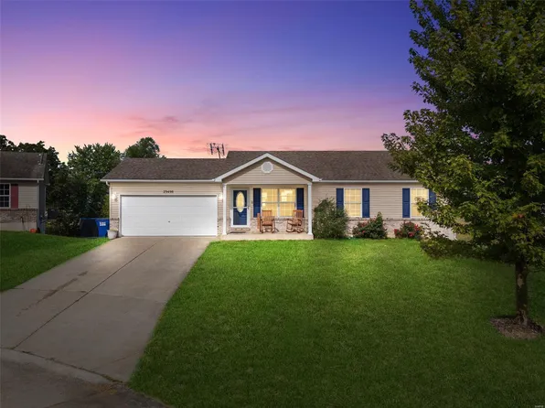 29498 Walnut Hollow Dr, Wright City, MO 63390