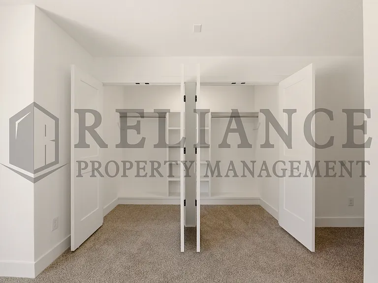 235 Arbor — Photo 35