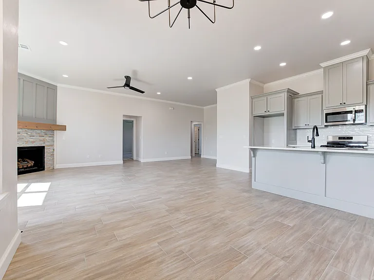 2167 Hux Dr — Photo 6