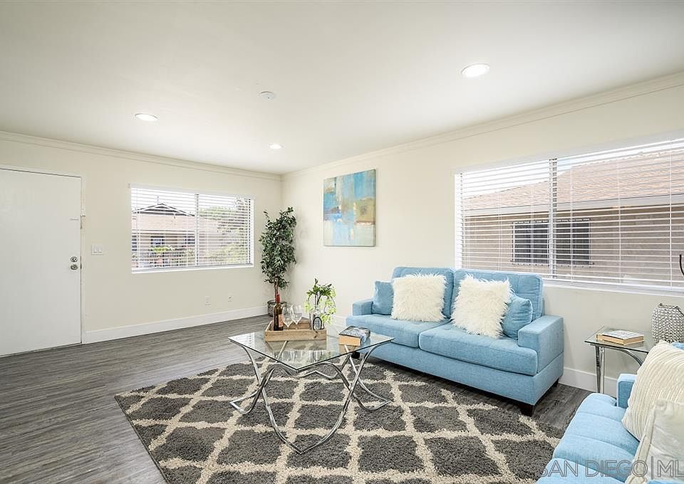 2nd image of 2825 Iris Ave Unit D