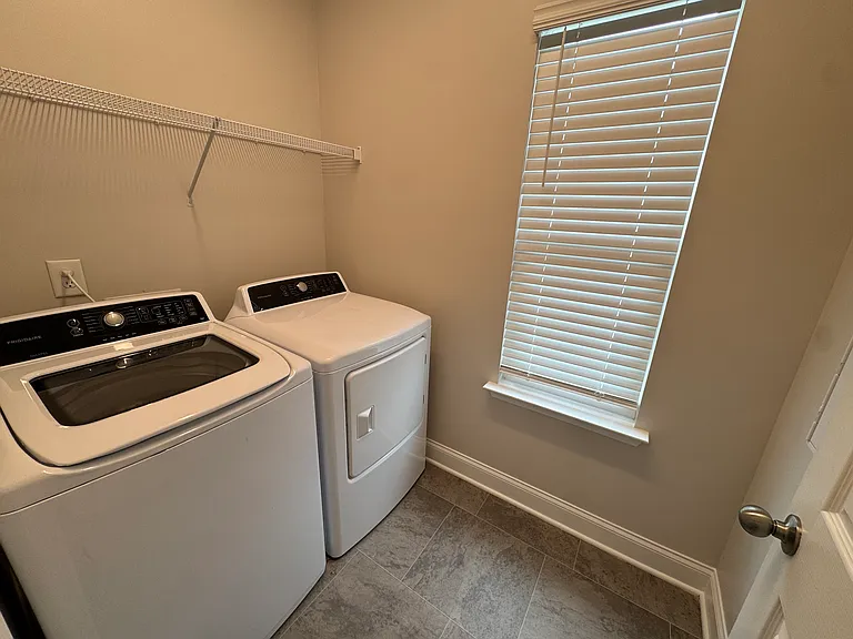 115 Santa Rosa Dr — Photo 8