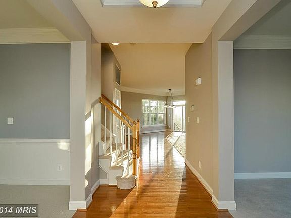 3rd image of 4021 Von Neuman Cir