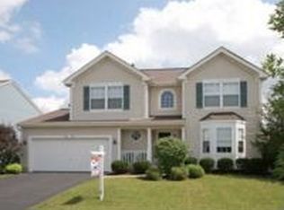 2930 Banbury Ln, Lake In The Hills, IL 60156