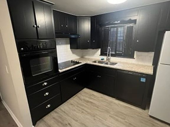 5th image of 3409 Janet Dr