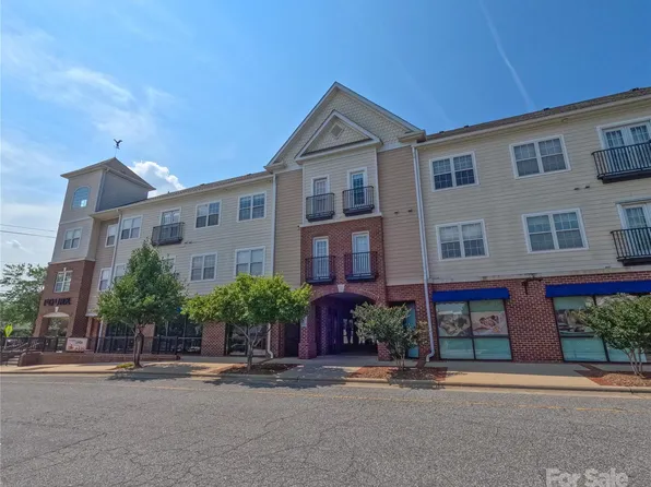 1410 4th Street Dr NW Unit 303, Hickory, NC 28601