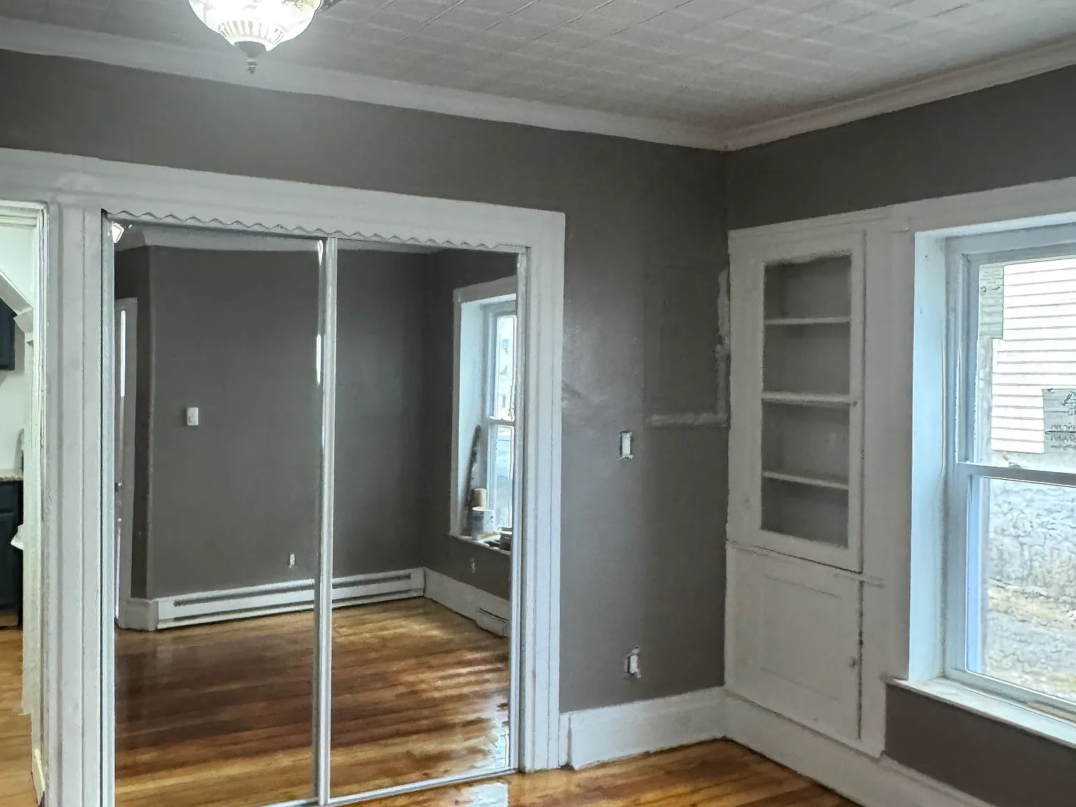3 bed, 1000 sqft, $1,250 — Photo 4