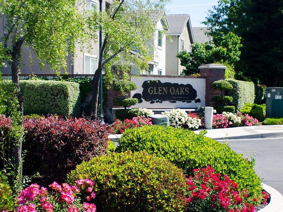 1st image of 3269 English Oak Cir