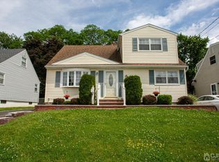 5 Barkalow St, South Amboy, NJ 08879