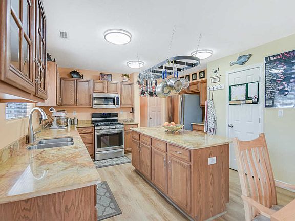 4th image of 10448 Calle Avila NW