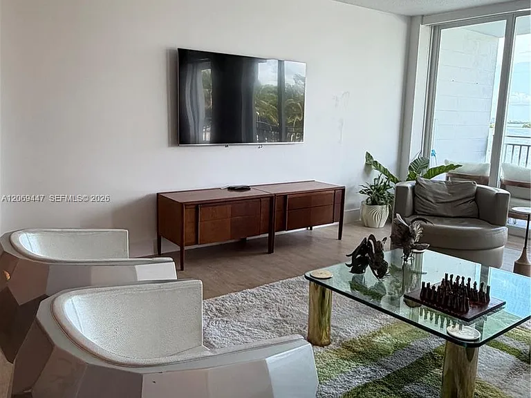 770 NE 69th St #3F — Photo 4