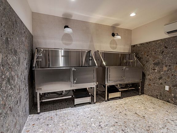 5th image of 3065 Champion Ring Rd #321