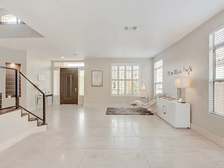 9593 Verneda Ct — Photo 13
