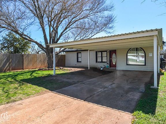 3rd image of 3209 Ann Arbor Ln