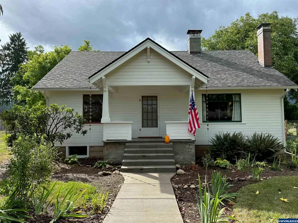 512 SE Kingwood Ave Parcel 1 & 2, Mill City, OR 97360