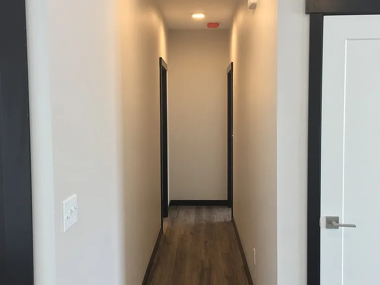 2303 N Landon Ln — Photo 11