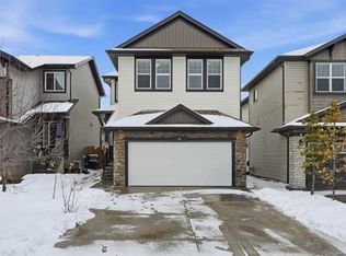 14 W Skyview Ranch St NE, Calgary, AB T3N 0E9