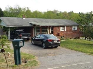 111 Glenwood Dr, Clyde, NC 28721