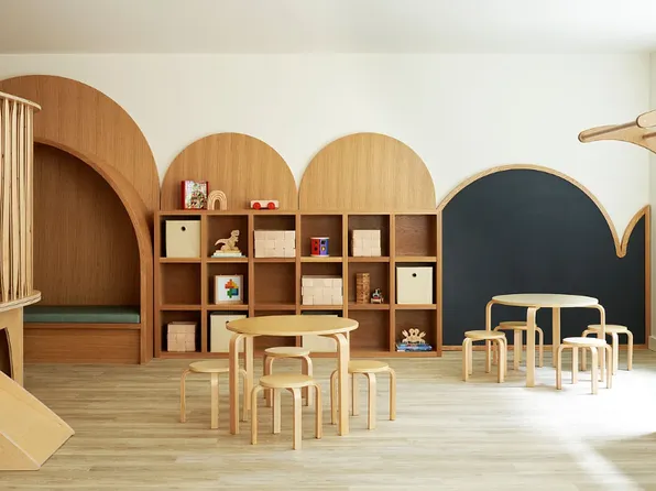 445 Gerard Avenue image 15 of 19