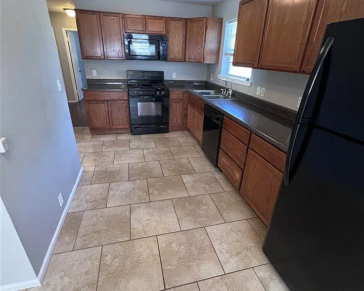 2707 Byrne Pl — Photo 6