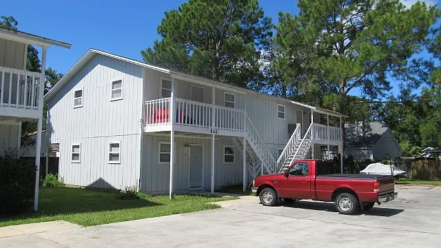 532 Schneider Dr #A — Photo 3