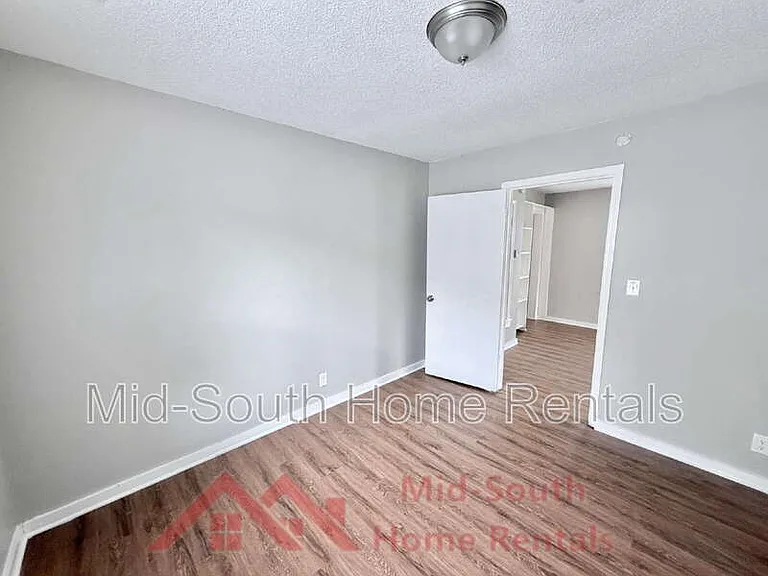 1545 Patton St — Photo 15