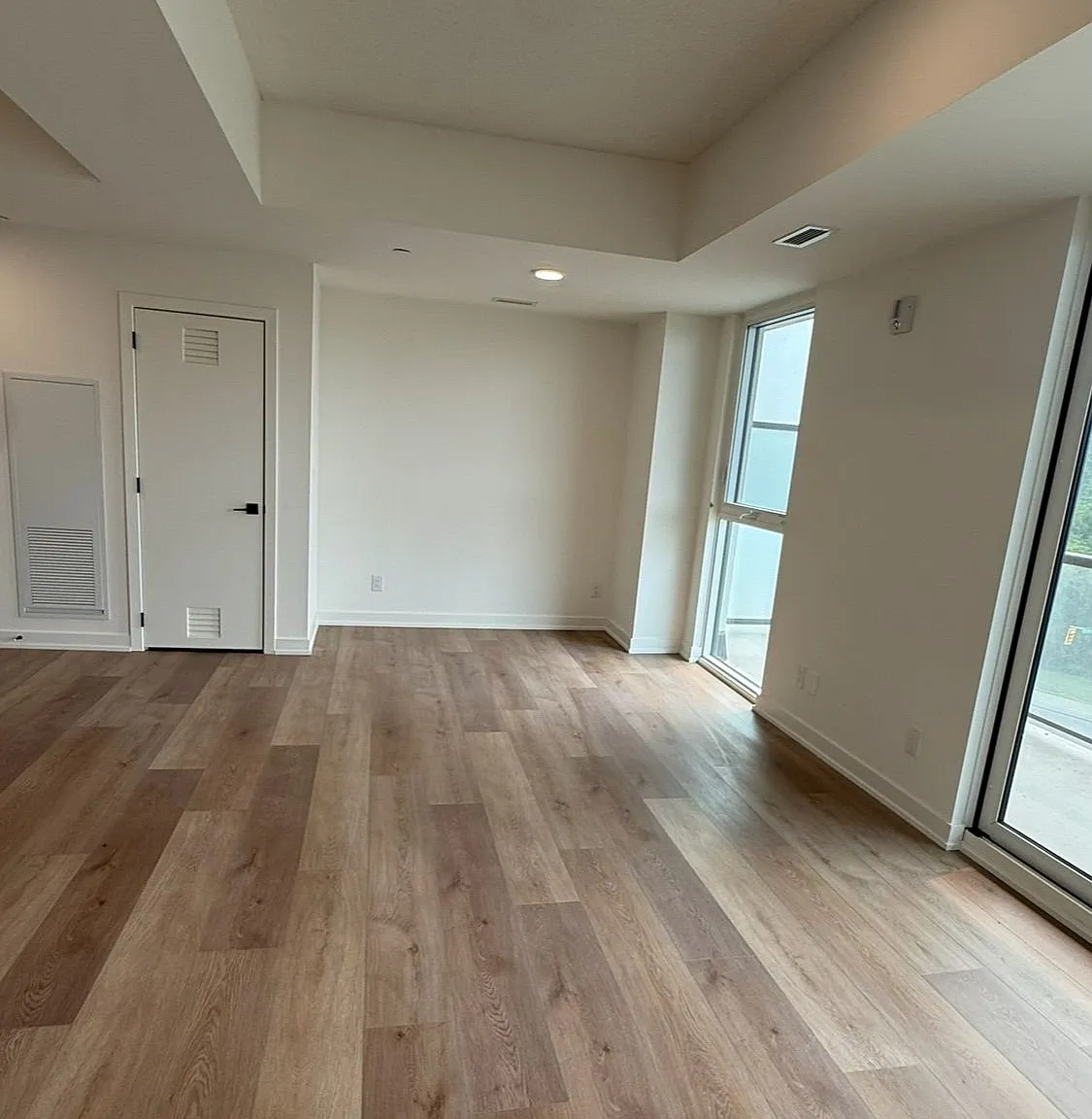 2 bed, $2,300 — Photo 2