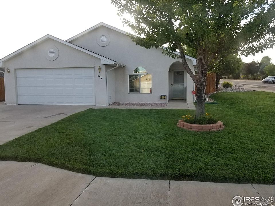 1st image of 842 Edna Way